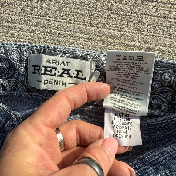 Ariat 25R Mid Rise Stretch Ivy Stackable Straight Leg Jeans Style 10024300 - Picture 4 of 9